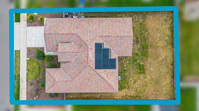 7708 Path Dr, Hughson, CA 95326