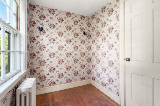 10 Wilde Rd, Wellesley, MA 02481