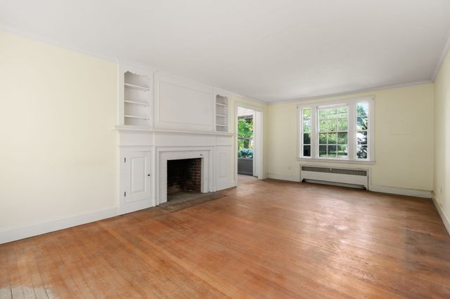 10 Wilde Rd, Wellesley, MA 02481