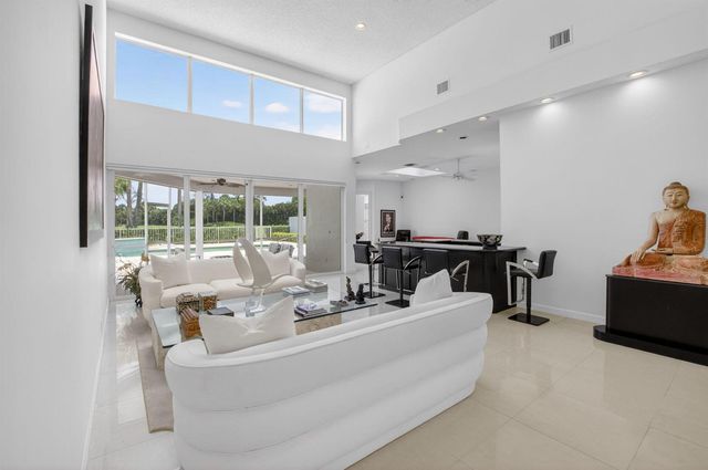 5768 Waterford, Boca Raton, FL 33496