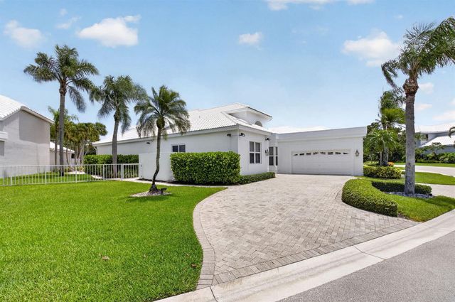 5768 Waterford, Boca Raton, FL 33496