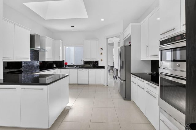 5768 Waterford, Boca Raton, FL 33496
