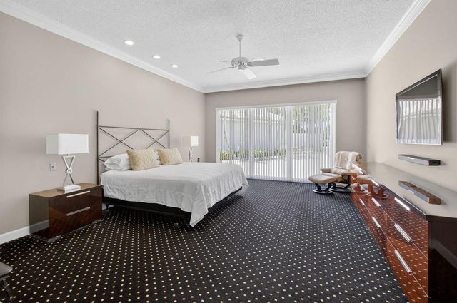 5768 Waterford, Boca Raton, FL 33496