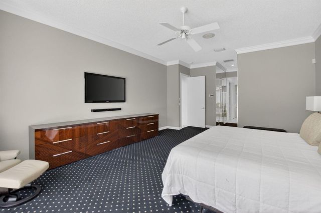 5768 Waterford, Boca Raton, FL 33496