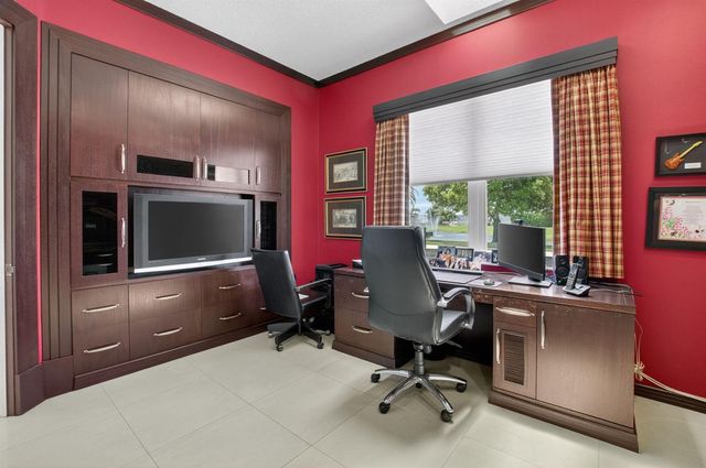 5768 Waterford, Boca Raton, FL 33496