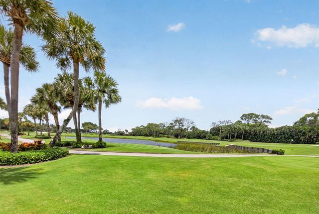 5768 Waterford, Boca Raton, FL 33496