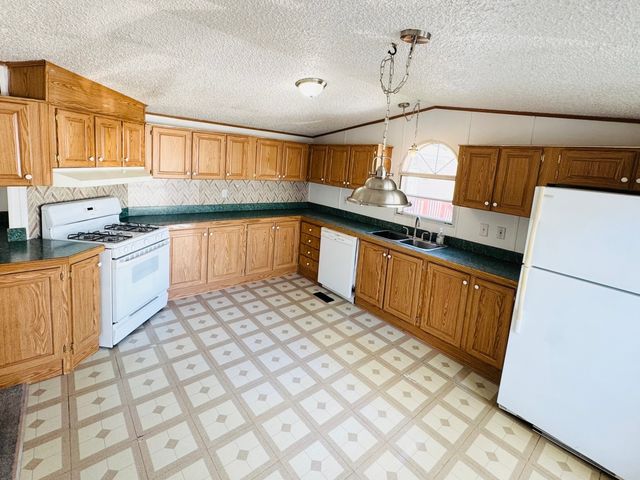 116 Country Drive, La Grange, IL 60525