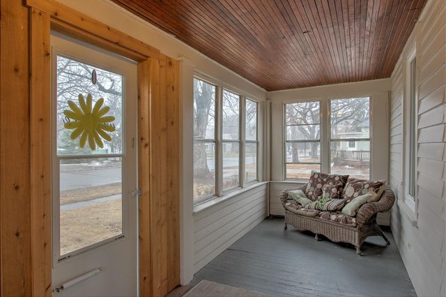 212 Forest Avenue W, Mora, MN 55051