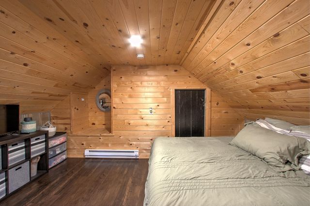 212 Forest Avenue W, Mora, MN 55051