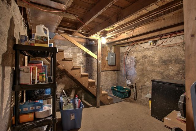 212 Forest Avenue W, Mora, MN 55051