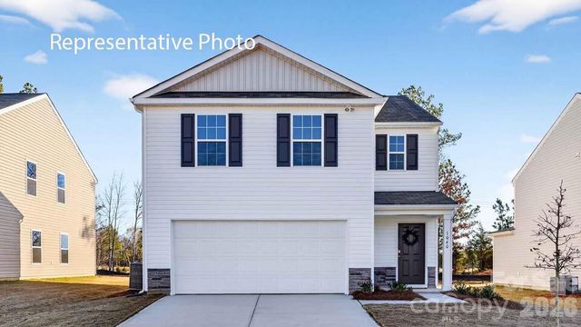 2114 10th Street SE, Hickory, NC 28602