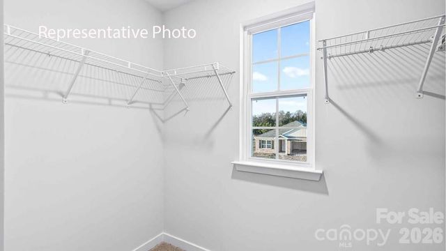 2114 10th Street SE, Hickory, NC 28602