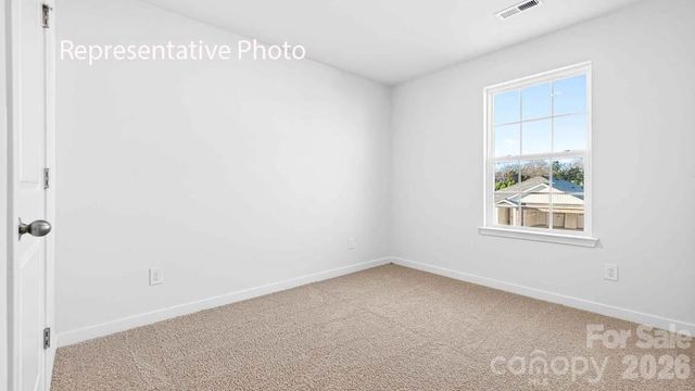 2114 10th Street SE, Hickory, NC 28602