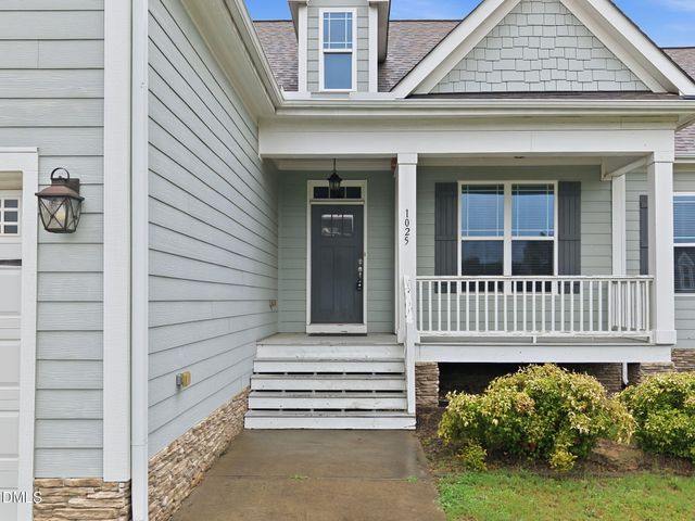 1025 Sky Wave Trail, Raleigh, NC 27603