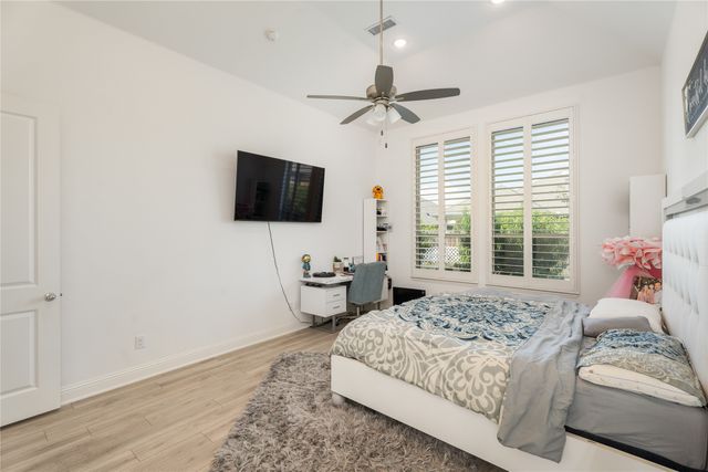 7541 Pondview Lane, Fort Worth, TX 76123