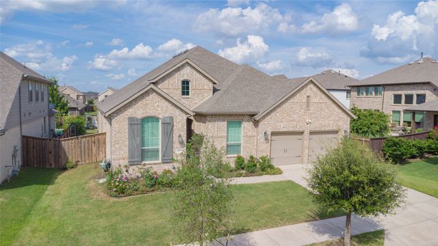 7541 Pondview Lane, Fort Worth, TX 76123