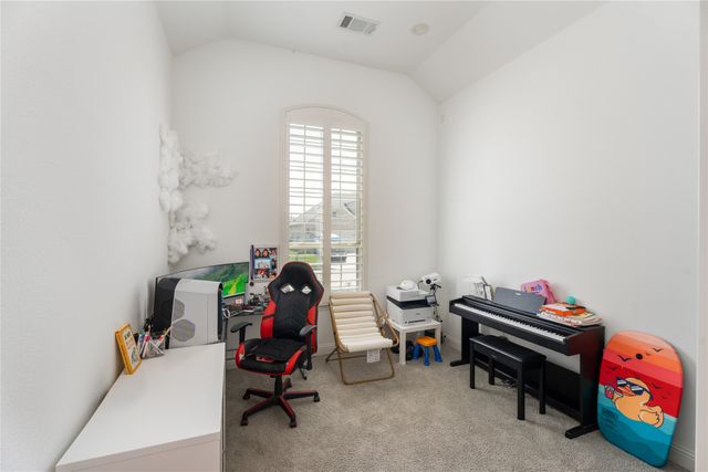 7541 Pondview Lane, Fort Worth, TX 76123