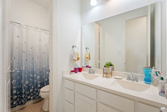 7541 Pondview Lane, Fort Worth, TX 76123