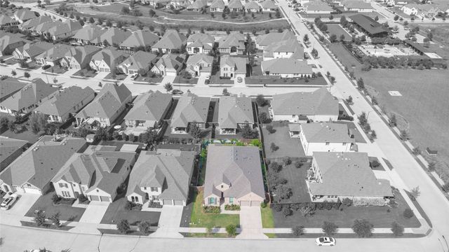 7541 Pondview Lane, Fort Worth, TX 76123