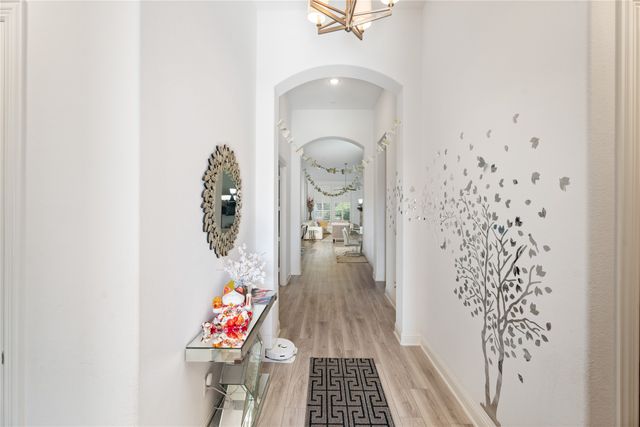 7541 Pondview Lane, Fort Worth, TX 76123