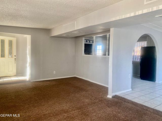 8210 MARFIL Drive, El Paso, TX 79907