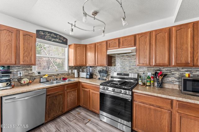 2878 San Lorenzo Avenue, Las Cruces, NM 88007