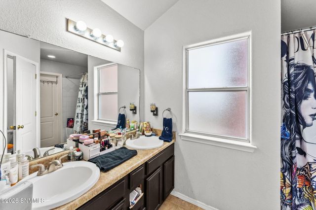 2878 San Lorenzo Avenue, Las Cruces, NM 88007