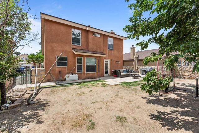 2878 San Lorenzo Avenue, Las Cruces, NM 88007