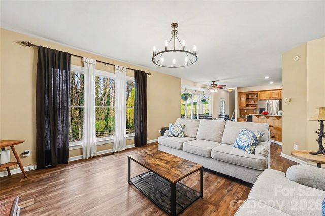 17211 Glassfield Drive, Huntersville, NC 28078