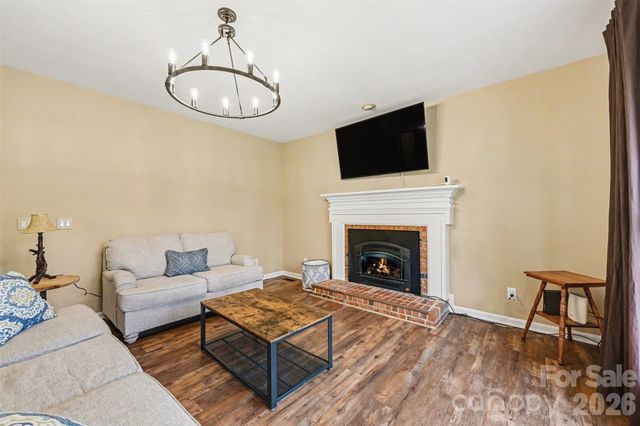 17211 Glassfield Drive, Huntersville, NC 28078