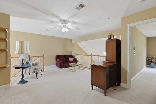 6 Ashton Lane 6, Millbury, MA 01527