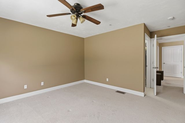 6 Ashton Lane 6, Millbury, MA 01527