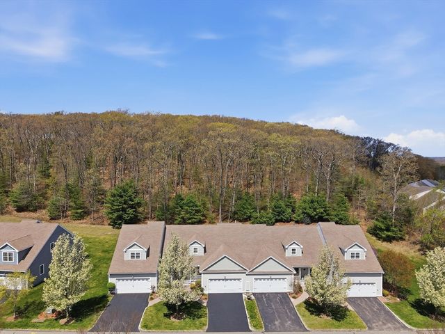6 Ashton Lane 6, Millbury, MA 01527