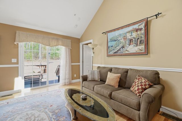 6 Ashton Lane 6, Millbury, MA 01527