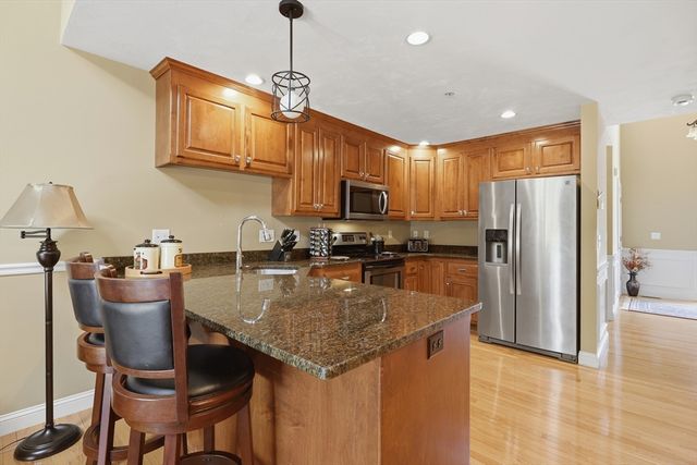 6 Ashton Lane 6, Millbury, MA 01527