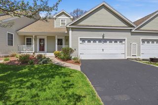 6 Ashton Lane 6, Millbury, MA 01527