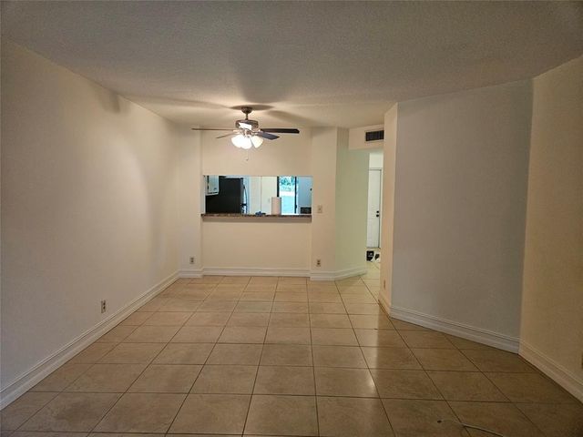 5583 Courtyard Drive 5583, Margate, FL 33063
