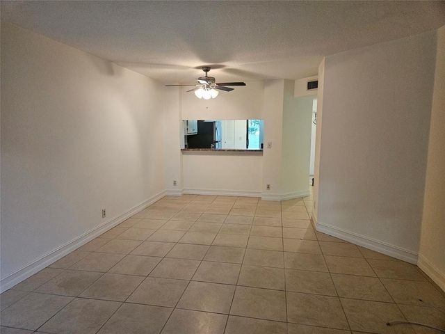 5583 Courtyard Drive 5583, Margate, FL 33063