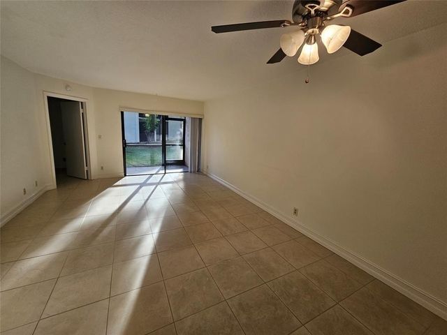 5583 Courtyard Drive 5583, Margate, FL 33063