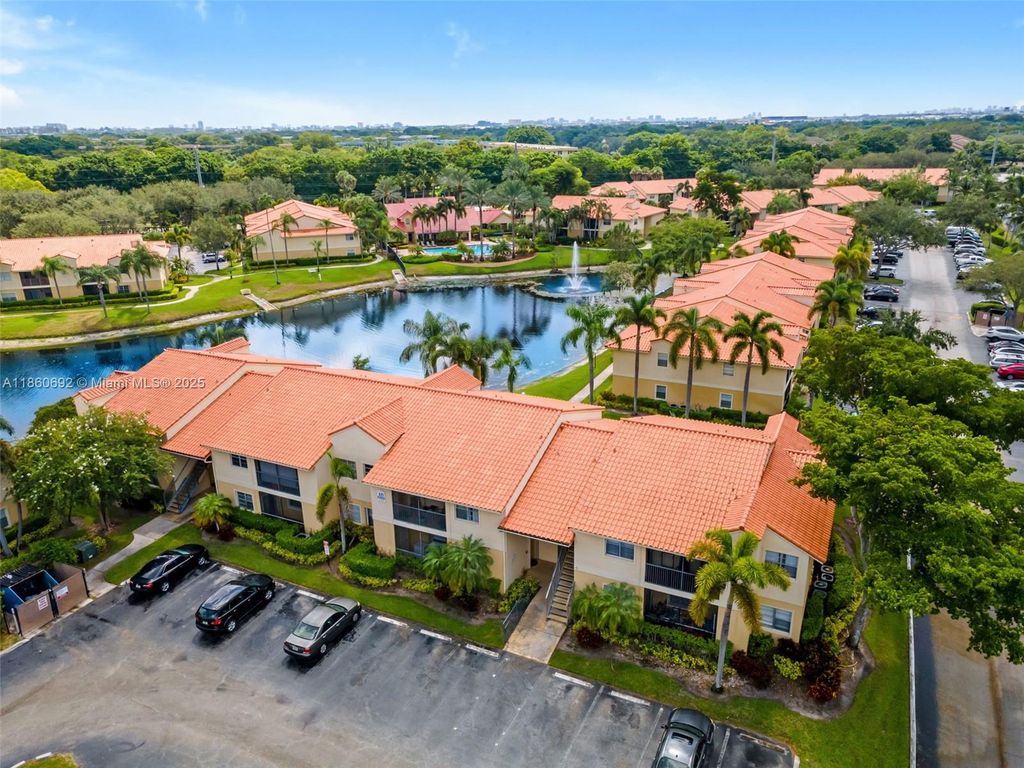 1257 SW 46th Ave 1811, Pompano Beach, FL 33069