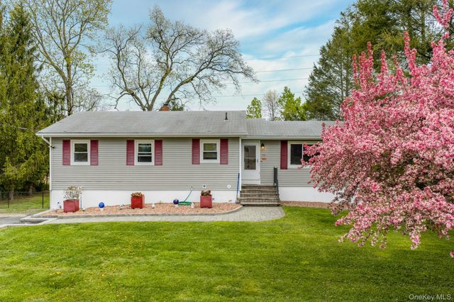 79 Vincent Drive, Middletown, NY 10940