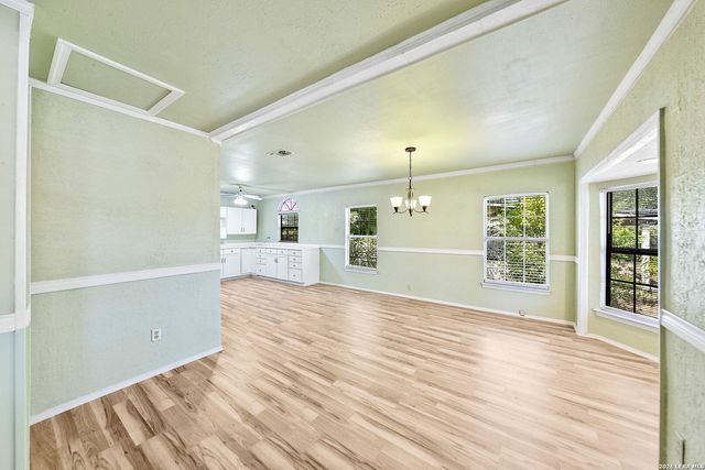 5306 Wapiti Trl, San Antonio, TX 78228
