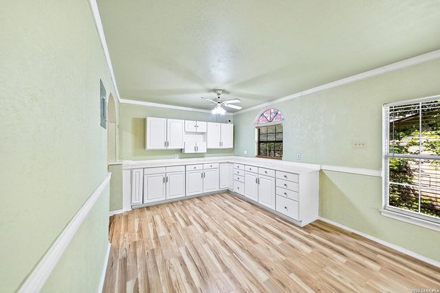 5306 Wapiti Trl, San Antonio, TX 78228