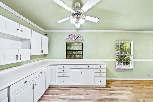 5306 Wapiti Trl, San Antonio, TX 78228