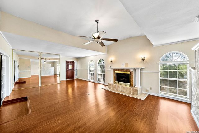 5306 Wapiti Trl, San Antonio, TX 78228