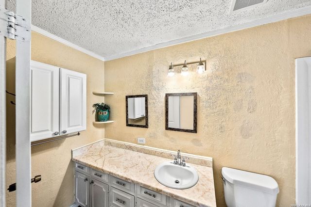 5306 Wapiti Trl, San Antonio, TX 78228