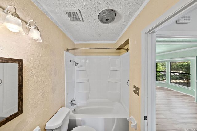 5306 Wapiti Trl, San Antonio, TX 78228
