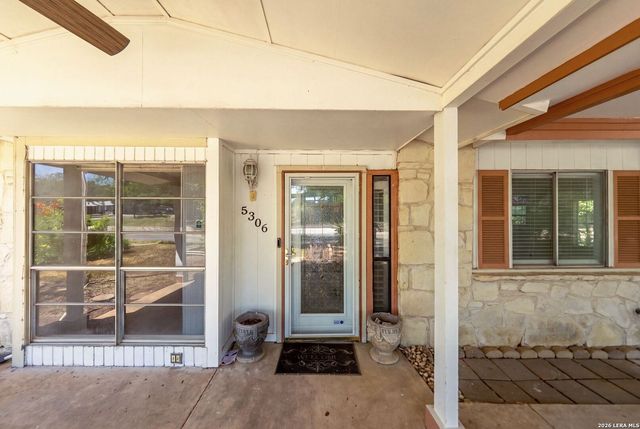 5306 Wapiti Trl, San Antonio, TX 78228