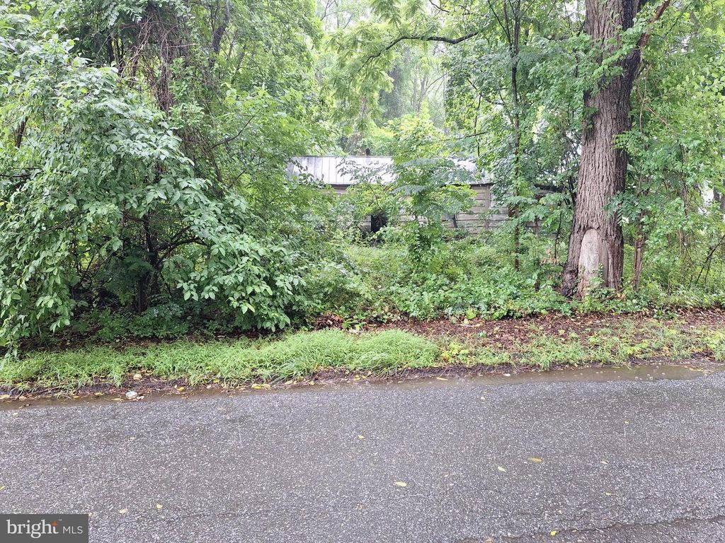 19911 ZION RD, Brookeville, MD 20833