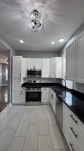 5120 W 25th Place, Cicero, IL 60804